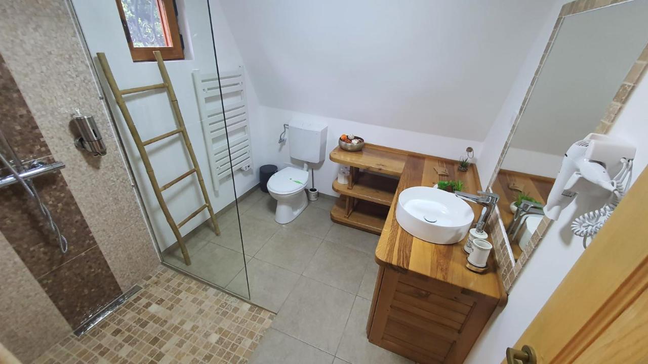 Doka Valea Sebesului A-Frame Hotel ภายนอก รูปภาพ